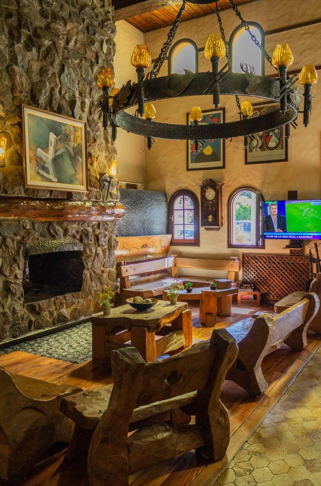 Hostería La Posta Del Cazador San Martín de los Andes Exterior foto